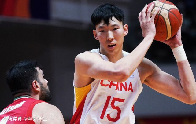 沃格尔:防守能使我们赢球 关键球也是NBA常规赛，凭借着布克的绝杀，太阳客场116-113险胜尼克斯。